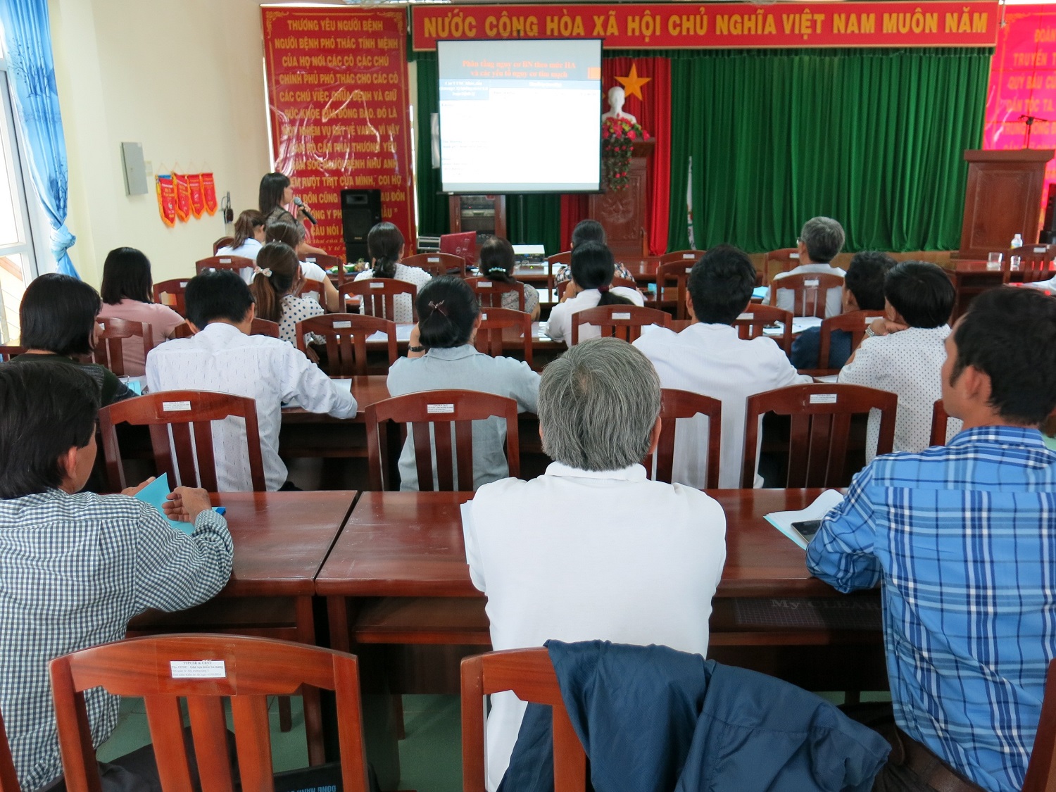 Bác sĩ Hà Thị Thanh Diệp – Bệnh viện Đa khoa tỉnh giảng viên lớp tập huấn