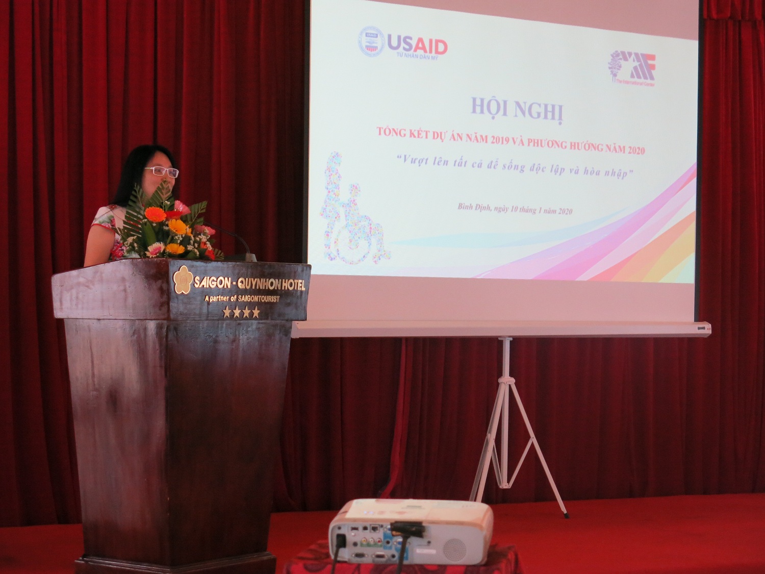 Bà Nguyễn Thị Mai Hiên – Giám đốc Dự án của Tổ chức Trung tâm quốc tế IC phát biểu khai mạc Hội thảo.