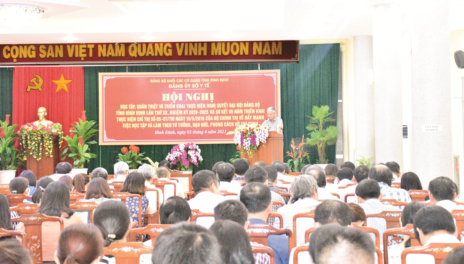 1.	Toàn cảnh Hội nghị (ảnh Xuân Phước)