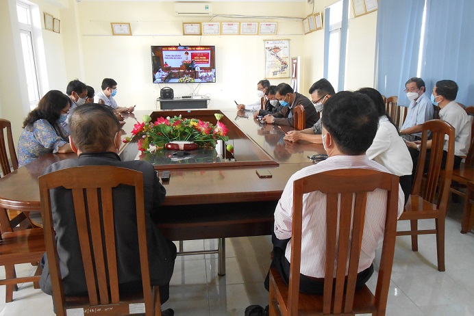 HÌNH 2 HỘI NGHỊ TRỰC TUYẾN CÔNG TÁC Y TẾ NĂM 2022