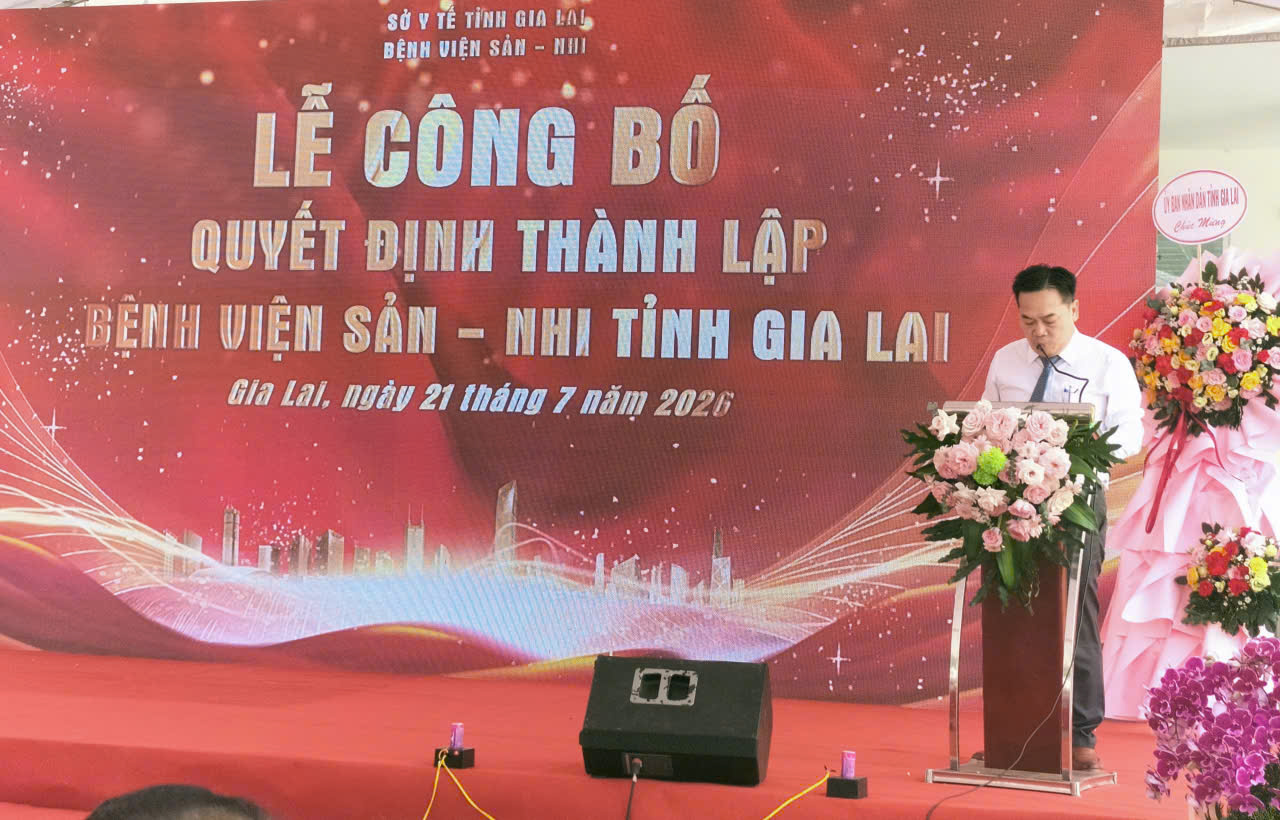 BS.CKII Đặng Hữu Chiến- Giám đốc BV Sản - Nhi  tỉnh Gia Lai phát biểu khai mạc tại buổi lễ.