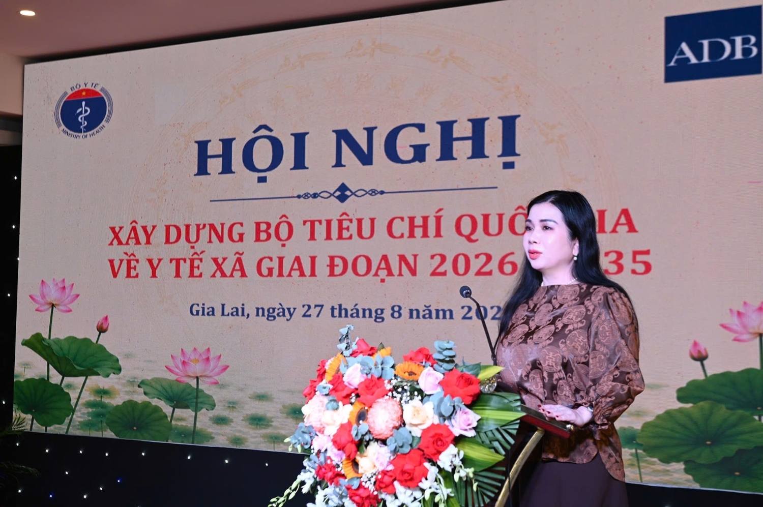 PGS.TS. Phan Lê Thu Hằng, Phó Vụ trưởng Vụ Kế hoạch - Tài chính, Bộ Y tế phát biểu tại Hội nghị (Ảnh: Thu Phương)